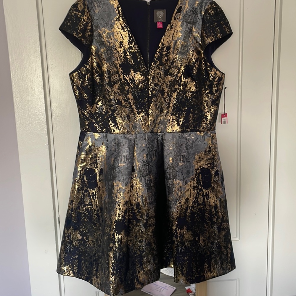 Vince Camuto Navy/Gold Metallic Dress